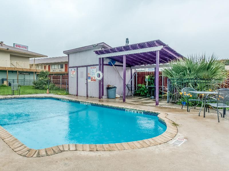 Oyo Hotel San Antonio East Εξωτερικό φωτογραφία